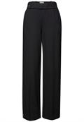 Straight Leg Hose black