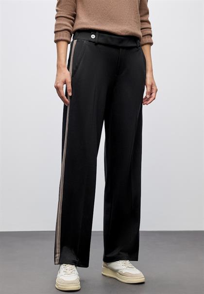 Straight Leg Hose black