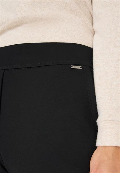 Straight Leg Hose black