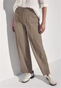 Straight Leg Hose dark mocha beige