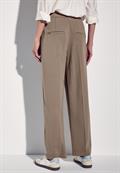 Straight Leg Hose dark mocha beige