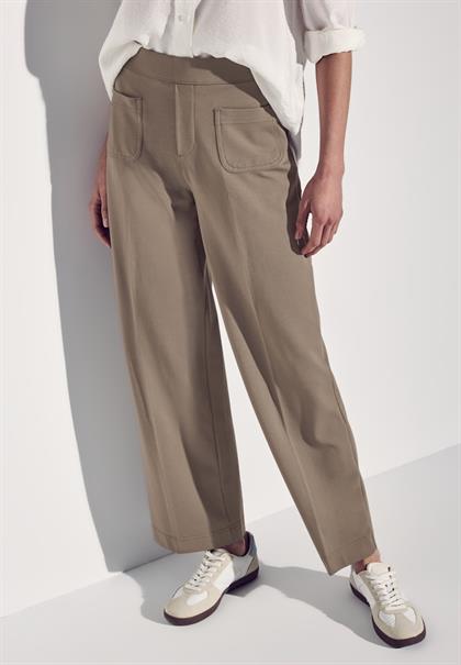 Straight Leg Hose dark mocha beige