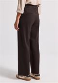 Straight Leg Hose deep roast brown