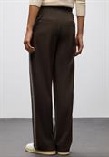 Straight Leg Hose deep roast brown