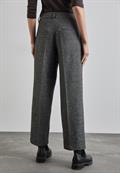 Straight Leg Hose echo grey mel.
