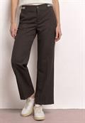 Straight Leg Hose mit Gürteldetails espresso brown
