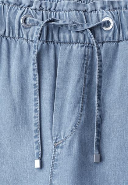 Straight Leg Hose mit Paperbagbund light blue soft wash