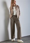 Straight Leg Hose muddy brown