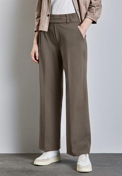 Straight Leg Hose muddy brown