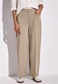 Straight Leg Hose safari beige