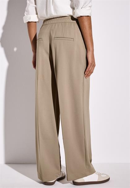 Straight Leg Hose safari beige