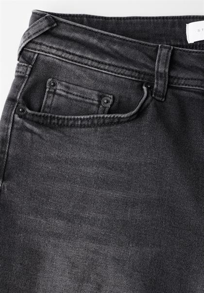 Straight Leg Jeans black soft wash