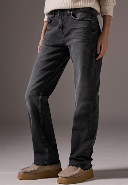 Straight Leg Jeans black soft wash