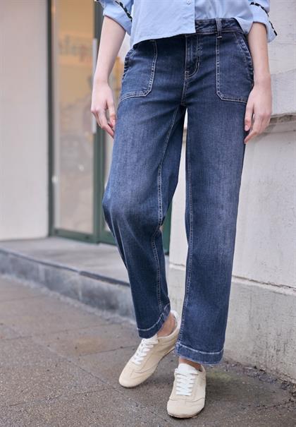 Straight Leg Jeans medium blue washed