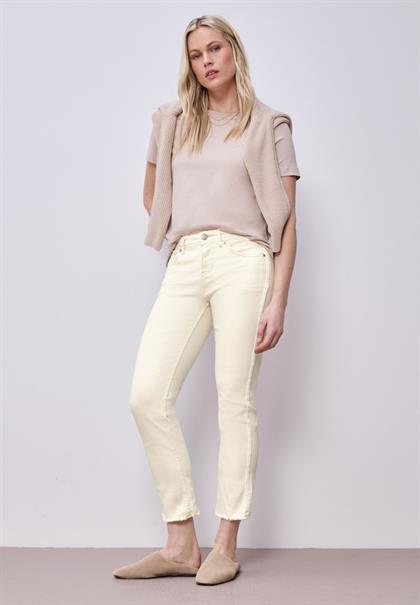 Straight Leg Jeans mit fransigem Saum ecru soft washed