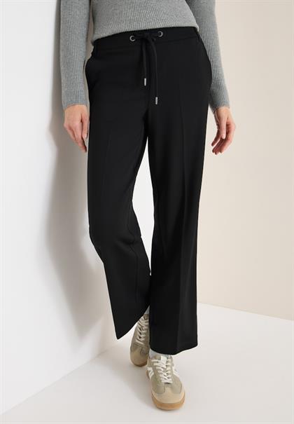 Straight Leg Jersey-Hose black