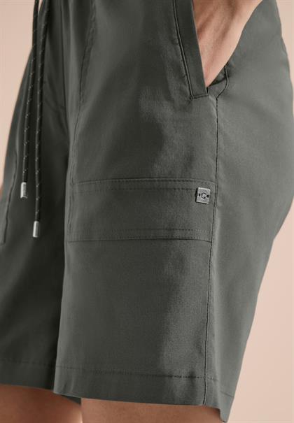 Straight Leg Shorts im Loose Fit clear khaki