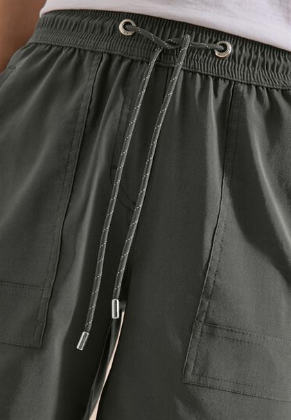 Straight Leg Shorts im Loose Fit clear khaki