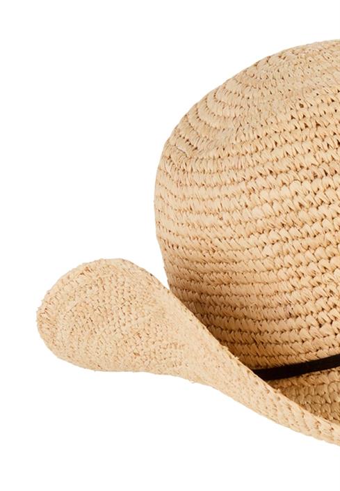 straw-hat-straw