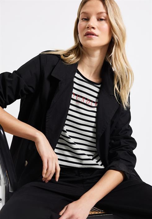 streifenshirt-mit-wording-black