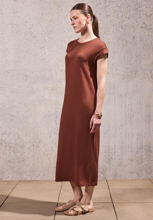 strick-look-kleid-sienna-brown