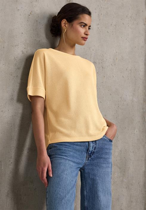 strick-look-t-shirt-blend-yellow