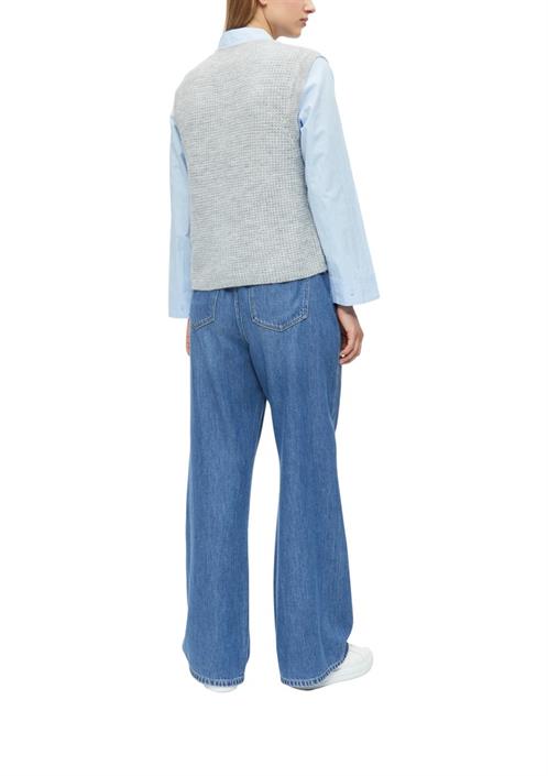strickjacke-grau