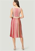 Strickkleid patch creamred