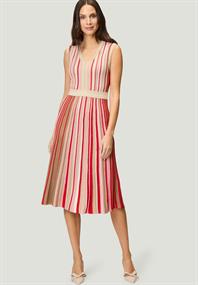 Strickkleid patch creamred
