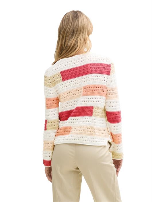 strickpullover-aus-bio-baumwolle-fresh-berry-highlight-stripe