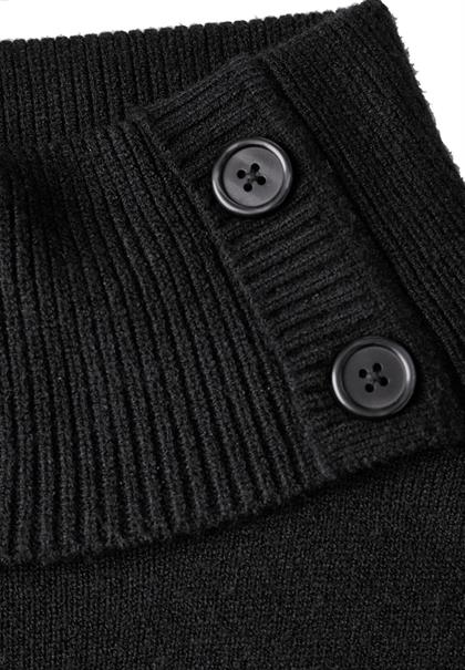 Strickpullover black