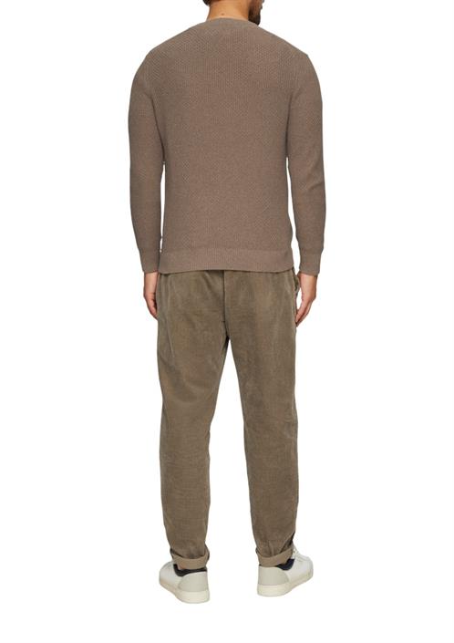 strickpullover-braun