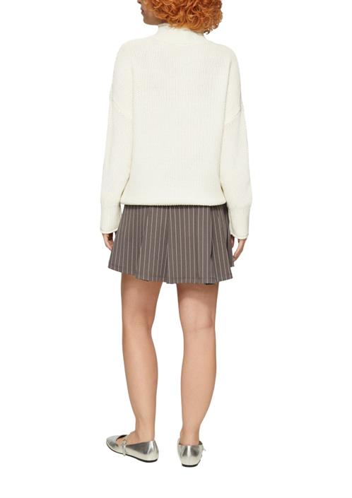 strickpullover-creme