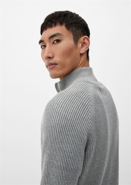 Strickpullover grau