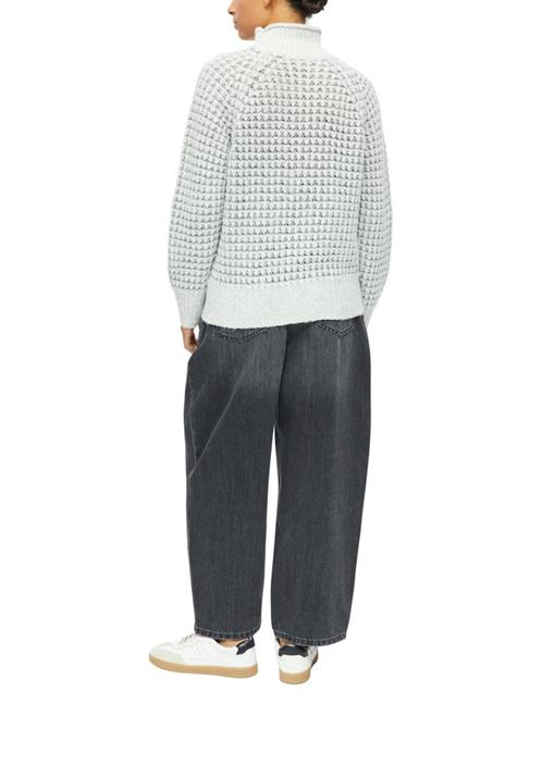 strickpullover-grau