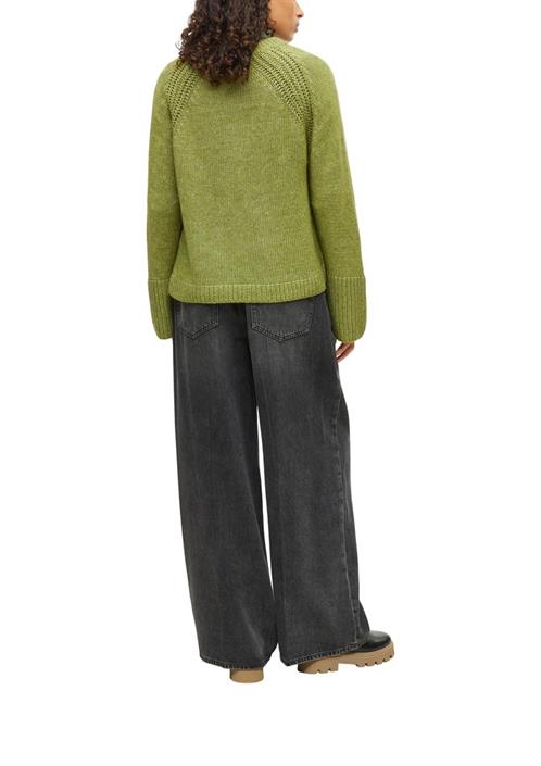 strickpullover-grün