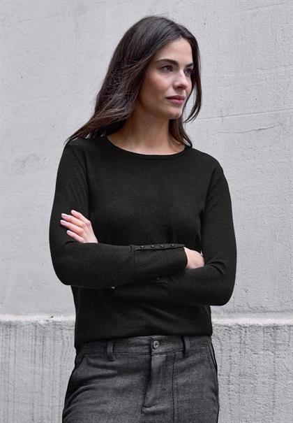 Strickpullover mit Knöpfen black