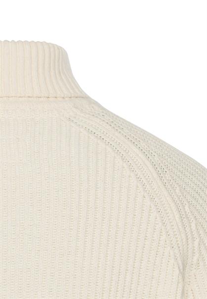Strickpullover mit Rollkragen creme