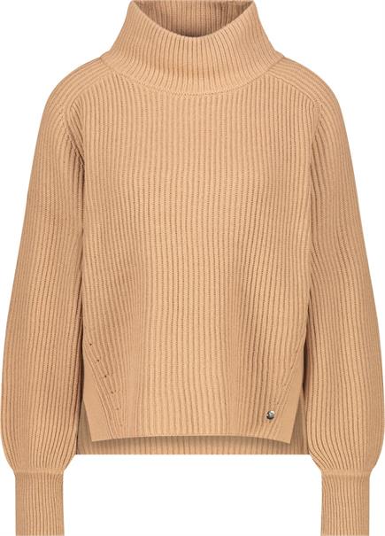 Strickpullover mit Seitenschlitzen cognac