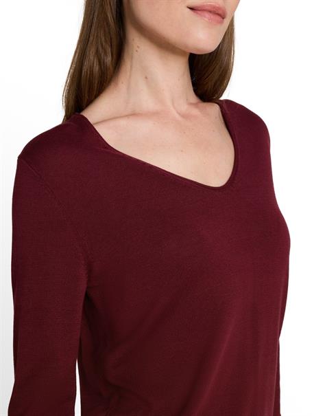 Strickpullover mit V-Ausschnitt preppy plum