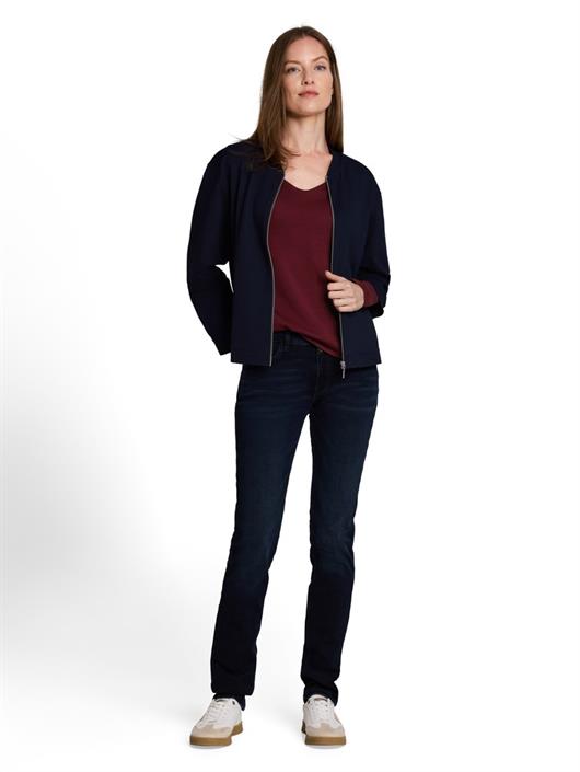 strickpullover-mit-v-ausschnitt-preppy-plum