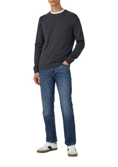 strickpullover-schwarz