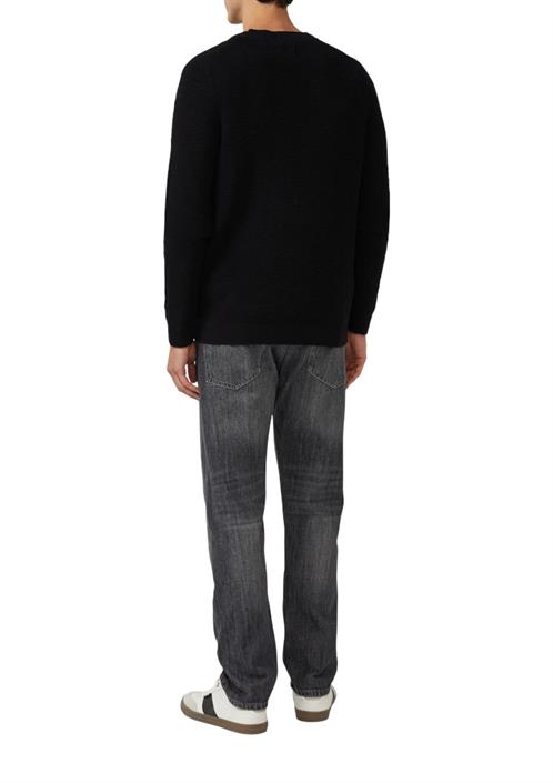 strickpullover-schwarz