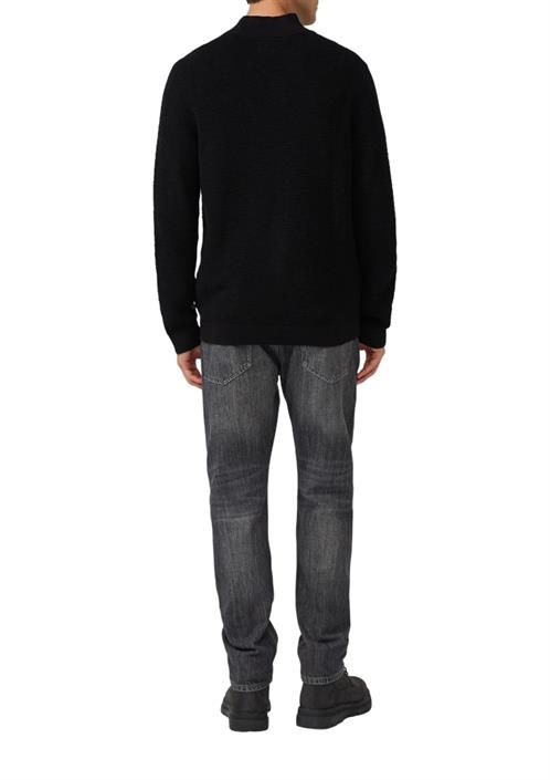 strickpullover-schwarz