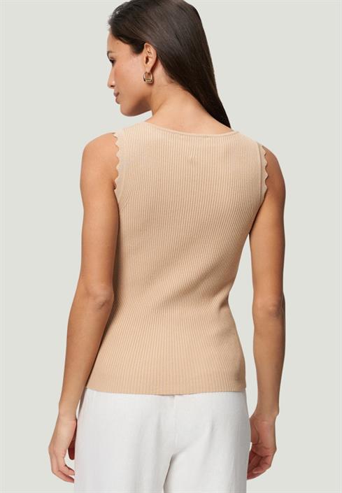 stricktop-ginger-root
