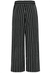 stripes: black-white