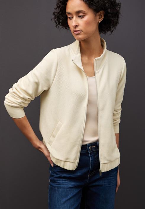 strukturjacke-mit-zipper-soft-beige