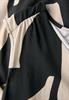 Strukturmix Top mit Print whale tail grey