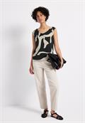 Strukturmix Top mit Print whale tail grey