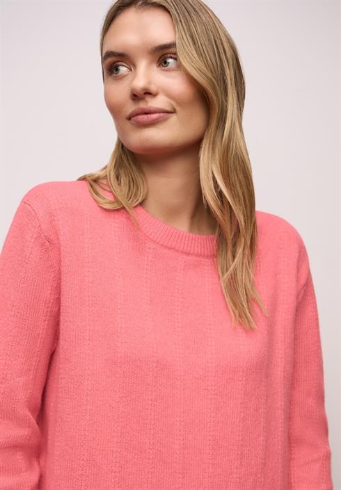strukturpullover-striking-coral-mel